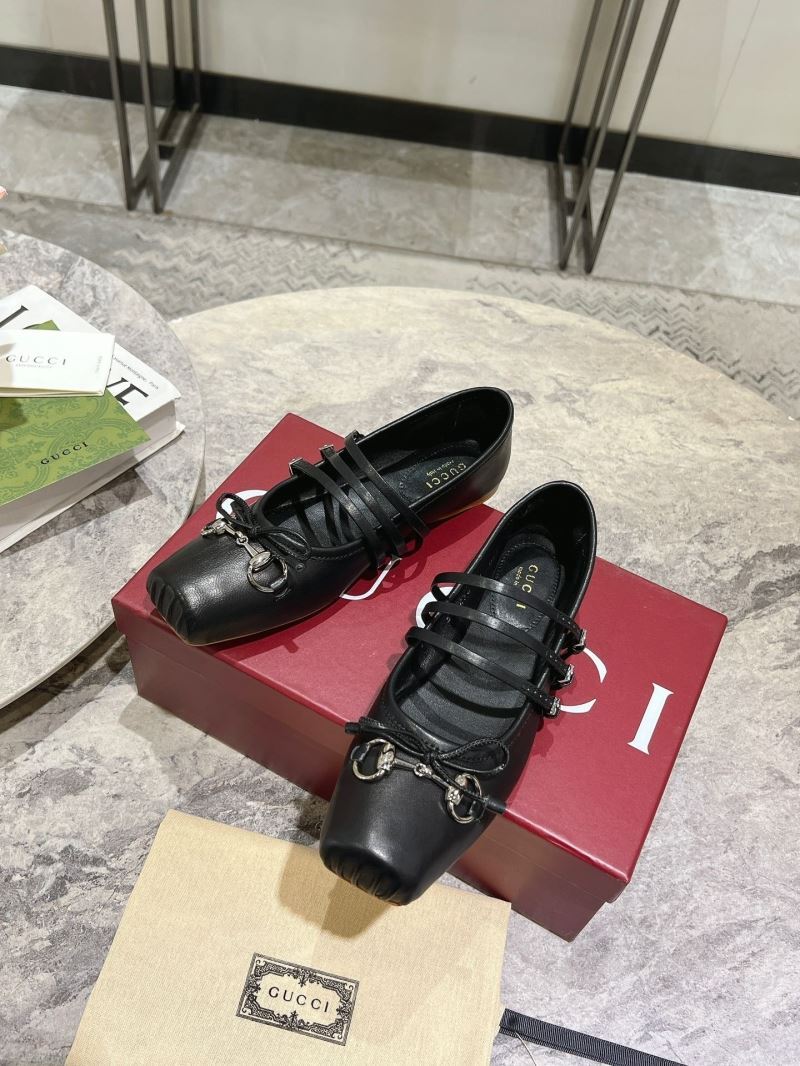 Gucci Low Shoes